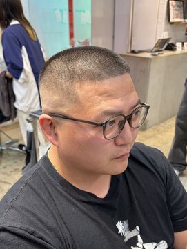 ザデイ カットアンドカルチャーショップ(THE DAY CUT&CULTURE SHOP) BUZZ CUT