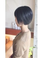 チル アウト ヘア ロジック(chill out hair Logic)&nbsp;首が綺麗に見えるコンパクトボブ