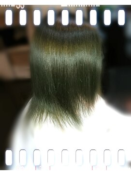 ヘアースタジオ ドールズコレクション(HairStudio DollsCollection) 外国人風スロウカラー★グリーン★