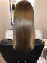 アールサロン アオヤマ(Rr SALON AOYAMA)&nbsp;プラチナミネコラさらさらストレート
