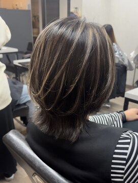 ヴィフ 大船(VIF) ハイライトケアブリーチダブルカラーくびれヘア大人ガーリー