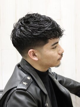 ヨシザワインク プレミアム 横浜 桜木町店(YOSHIZAWA Inc. PREMIUM) ゆるパーマショートマッシュアシメ刈り上げメンズショート