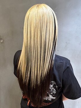 ヘアリゾート粋 新宿三丁目本店 【Miyuki】抜きっぱなしブロンドヘア