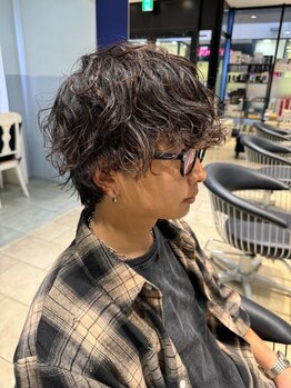 ヴィヴィッド(VIV ID)の写真/トレンド×似合わせを叶える“メンズカット＆メンズパーマ”骨格や生え癖に合わせて再現性の高いStyleに★