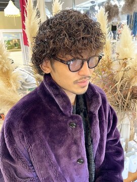 ロマーリ(LOMARLIE) 20代30代メンズパーマツイストスパイラルパーマ岡山メンズ