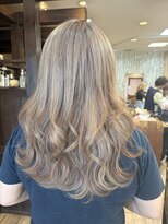 モアムー(Moremuu)&nbsp;【Makoto】ミルクティーベージュ