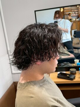 ジェットブラックキューサンロク(JET BLACK 936) カスタムで差がつく大人のサーフカールパーマ