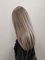 コタ 水戸(COHTA)&nbsp;艶感ミルクティーグレージュ×美髪ストレート