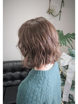 ヘアーアンドアイラッシュ ヨーク(Hair&eyelash york's) 切りっぱなしボブ　ウェーブ