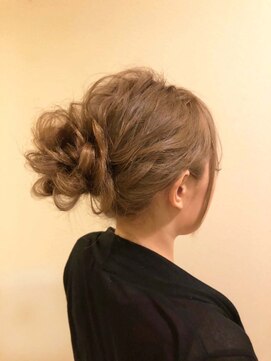 ヘアーメイクサロン リュクス(Hair make salon LUXE) ルーズアップ