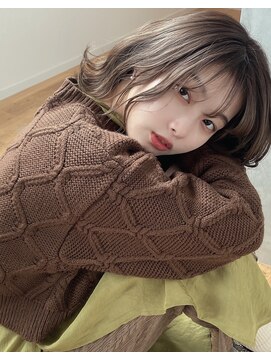 シー(CIE) アッシュグレージュヘア【CIE】原