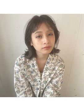 リガナッツ 十条店(Riganuts) [riganuts 十条店] ポイントカラー×外はねボブ　アレンジ