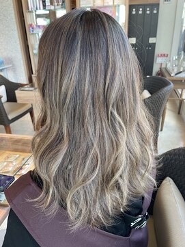 ビークール 新札幌店(Be COOL) グレージュ