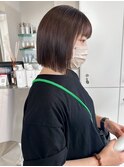 切りっぱなしボブ×グレージュ