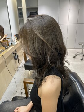 ニコフクオカヘアーメイク(NIKO Fukuoka Hair Make) 【NIKO】福岡天神/シークレットハイライト/オリーブグレージュ