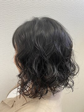 シャイン(shine) ふわふわパーマ