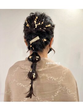 マリン(Marine) 20代30代結婚式お呼ばれ編み下ろしヘアアレンジ