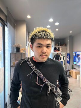 ダニーコウベ(Danny kobe) ツンツン