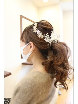 ヘアーロイズ(HAIR Loi's) ルーズポニーテール