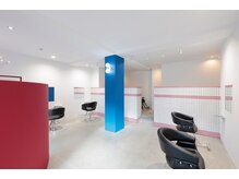 メンズ シイ(MEN’S SIE)の雰囲気(店舗がとなりにもう1店舗あります!)