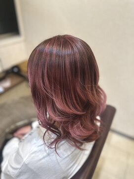 ノリス 幕張(Noris) ハイライトピンクカラーYUMI 《幕張/幕張本郷/海浜幕張エリア》