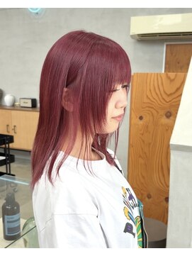 ユーラボラトリー(U LABORATORY) ピンクみたいなレッドみたいなイロ【群馬/太田】