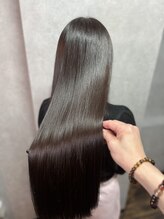 ロックス ヘアー ギャラリー(Rocks hair gallery)&nbsp;髪質改善｜定期ケアでまとまる艶髪