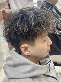 ツイストパーマ/メッシュ/フェード