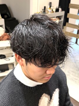 ノイセル(Noisyle) MEN’S HAIR/波巻きツイストスパイラル/リバースセンターパートO
