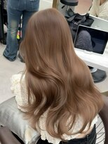 ロンド レア 天神大名店(Lond Le’a) 卵型丸型ミルクティーブロンドダークブルーワンホンレイヤー