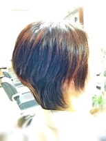 キャン 温品店(CAN)&nbsp;【CAN】40代以上に人気！トップにボリュームがあるレイヤーボブ