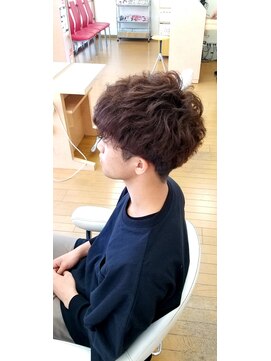 カットインモード(cut in mode) くせ毛風刈り上げマッシュ！