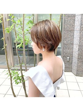 ジルチ ヘアワークス(ZILCH hair works) ショートスタイル