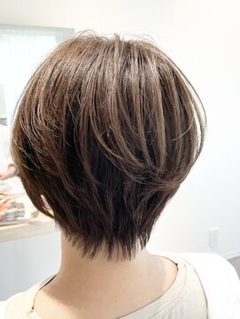 ストフ(stof) 大人ショートボブ/ひし形ショート/ショートレイヤー