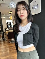 リコバイアフロート(riko by afloat)&nbsp;レイヤーロング/レイヤーカット/ワンカール/グレージュアッシュ