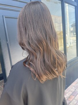 ハグヴィアン(HUG BIEN) アッシュ