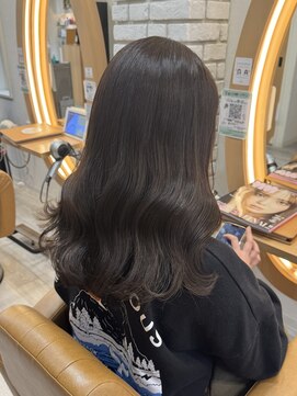 アドラーブル けやき通り店(adorable) 20代30代40代髪質改善トリートメント艶感透明感グレージュカラー