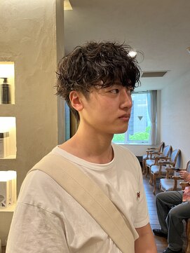 トローノ 栄(TRONO) シャドウパーマ