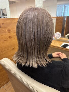 ファースト 長町店(first) ハイライト/白髪ぼかし