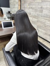 LeCreの【髪質改善カラー】でカラーと同時にケア。カラーするたびツヤ髪に！