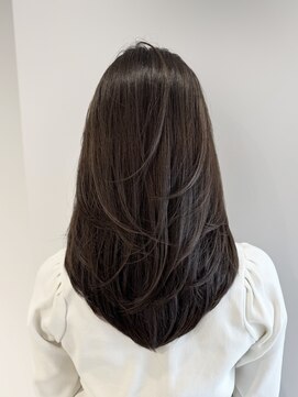 ムード(MOOD,) イメチェン/ピンクベージュ/アンブレラカラー/前髪/銀座駅