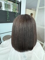 ジッタ(jitta)&nbsp;エイジング毛にメテオストレートで髪質改善