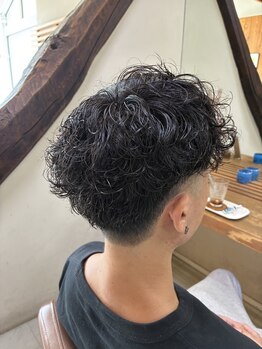 マーズアンドダナヘアー(Mar's&Danna hair)の写真/メンズパーマが得意なサロンで自分らしいスタイルを。似合わせ技術で垢抜けを♪