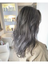 ゼ シール(Ze seal)&nbsp;大人気☆バレイヤージュシルバーカラー