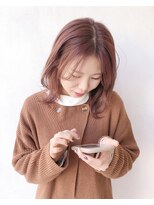ピンクベージュ//田村輝