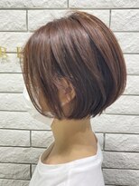 ビューティー シャレンド&nbsp;透明感ブラウンベージュ×大人かわいい前下がりショート
