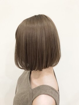 リーホリエ(Lee Horie) 【Rie】まろみベージュボブ