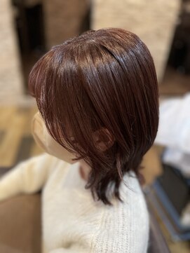 ヘアデザイニング アヴァンセ(HAIR DESIGNING Avance) ヨシンモリ エギョモリ 菱形シルエットミディアムレイヤー