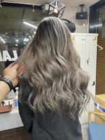 ラフ(LAFF)&nbsp;#バレイヤージュ#グレージュカラー#ボブウルフ#ココアベージュ