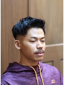 バーバーショップ スバル(BARBERSHOP SUBARU) ＜理容室＞＜バーバー＞フェザーアップ